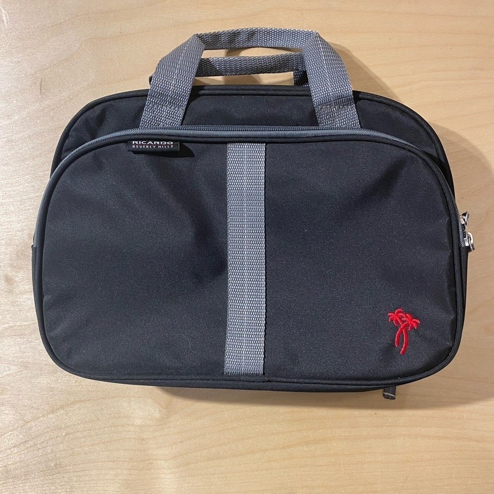 Ricardo Beverly Hills Black and Gray Travel Bag (MZ)